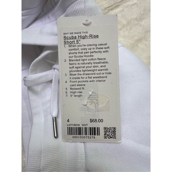 Lululemon Scuba High-Rise Short 5" size 4 - Picture 8 of 8